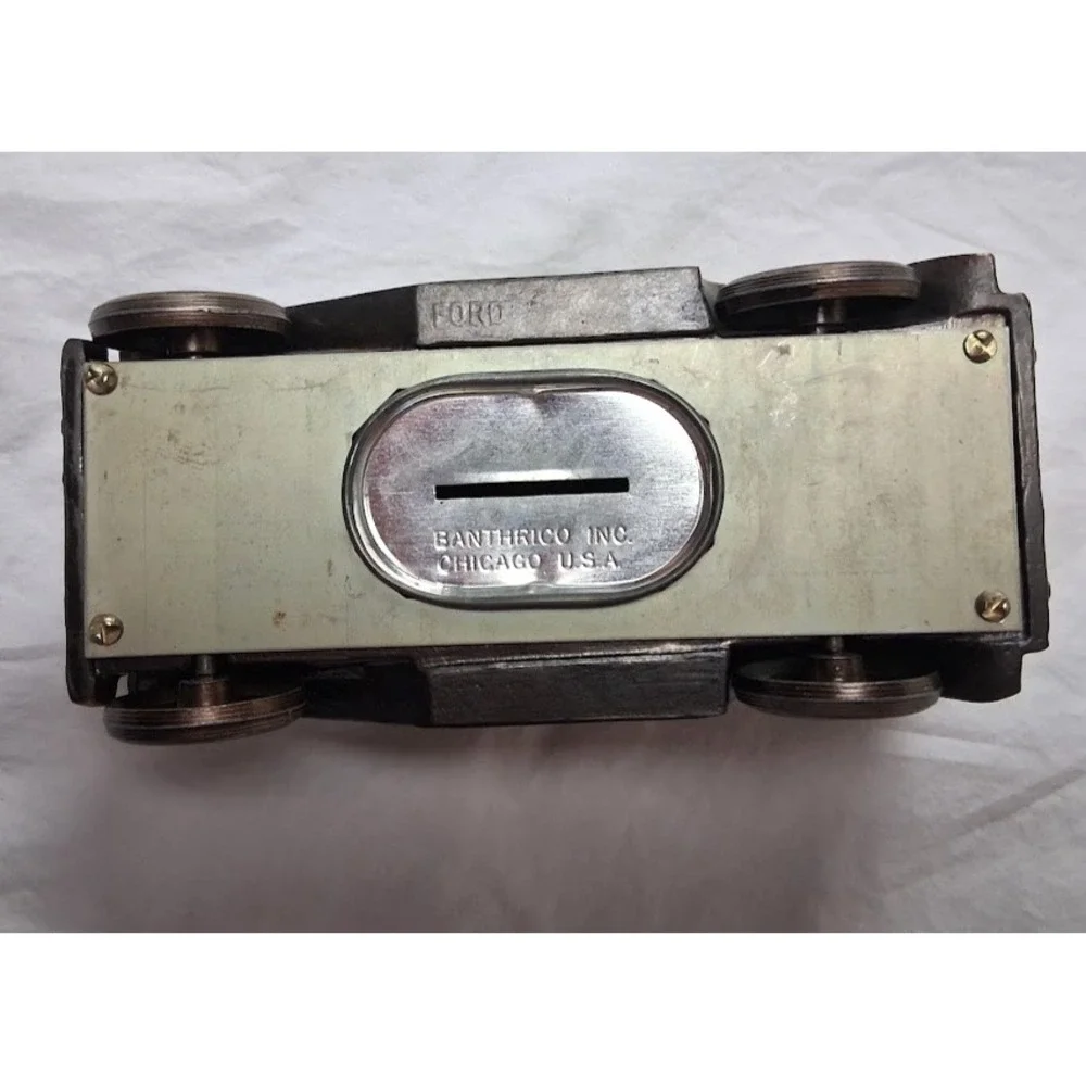 2 Vintage Metal Toy 1929 1934 FORD Car 6